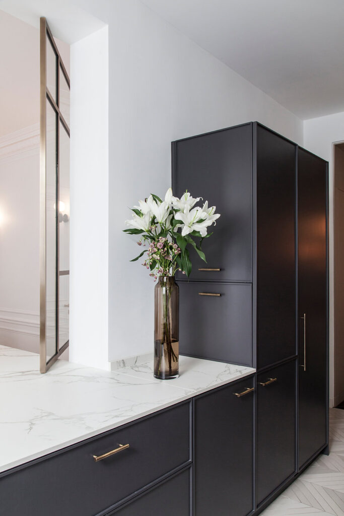 163205_b946f71272664ea09df0c91f54bf6ce4_mv2_d_3744_5616_s_4_2